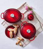 Le Creuset oval cast iron casserole dish 35cm, UK version