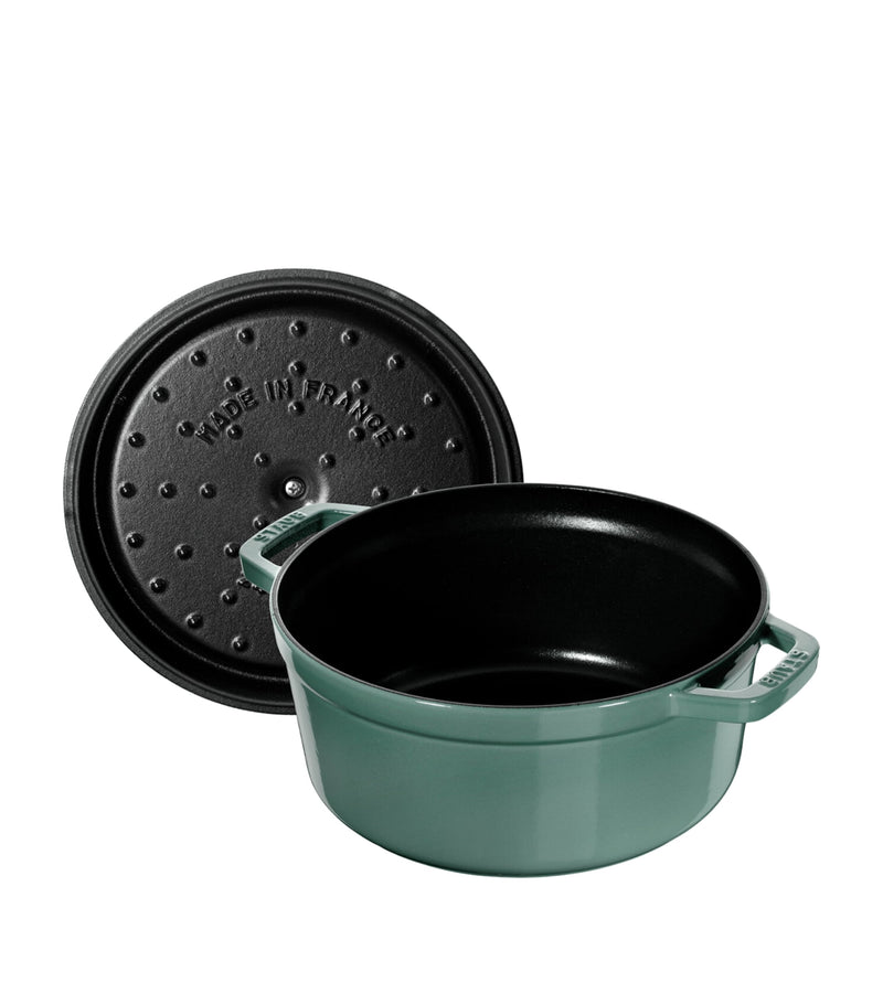 Staub 24cm round cocotte cast iron pot - British product