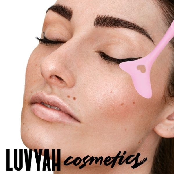 LUVYAH Eyeliner Guide Tool - British product