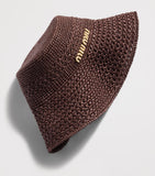 Miu Miu Raffia Bucket Hat mit kontrastierendem Logo, UK-Version