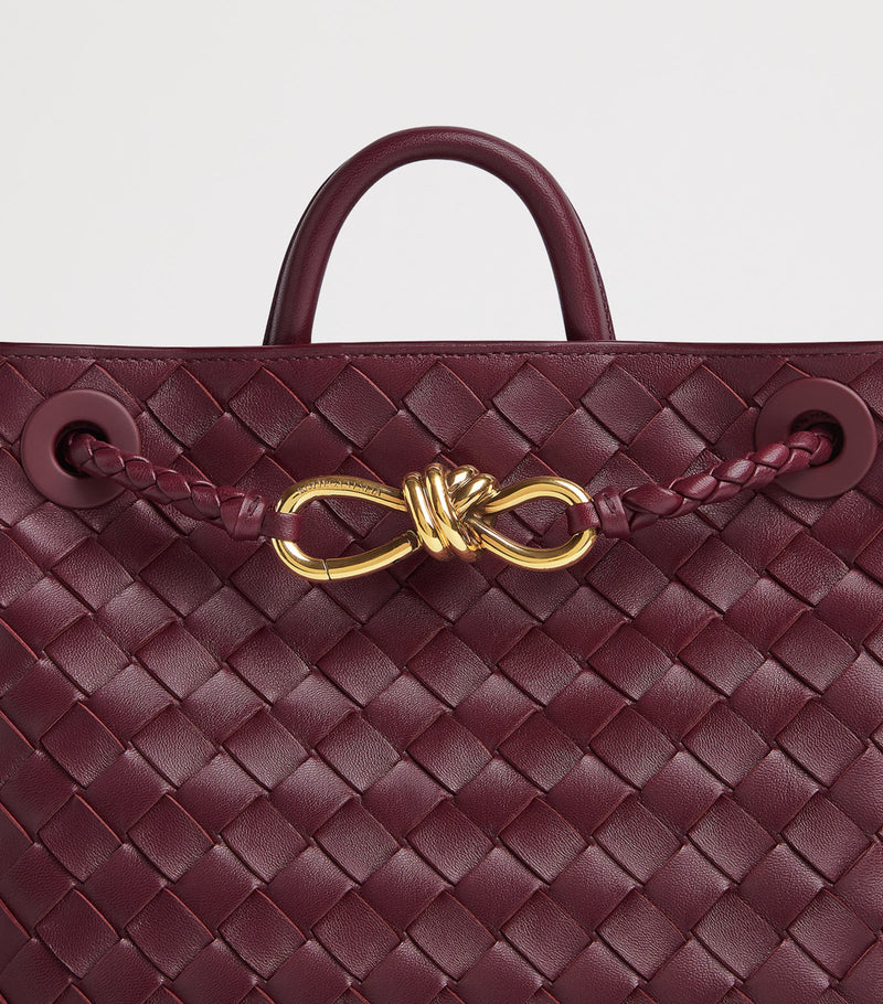 Bottega Veneta Andiamo small leather top-handle bag, UK version