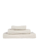 Harrods Uchino Zero Twist Gauze Dots Hand Towel 60cm x 100cm- Buy online at McGrocer