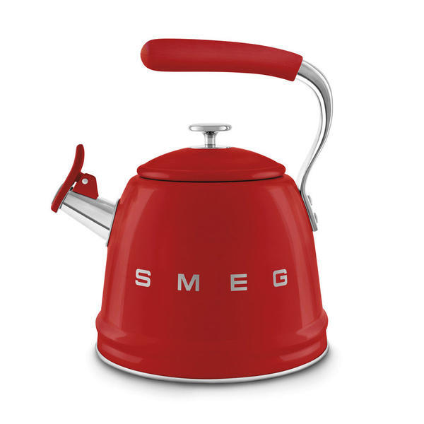 Smeg stovetop kettle and toaster set in retro red, UK version