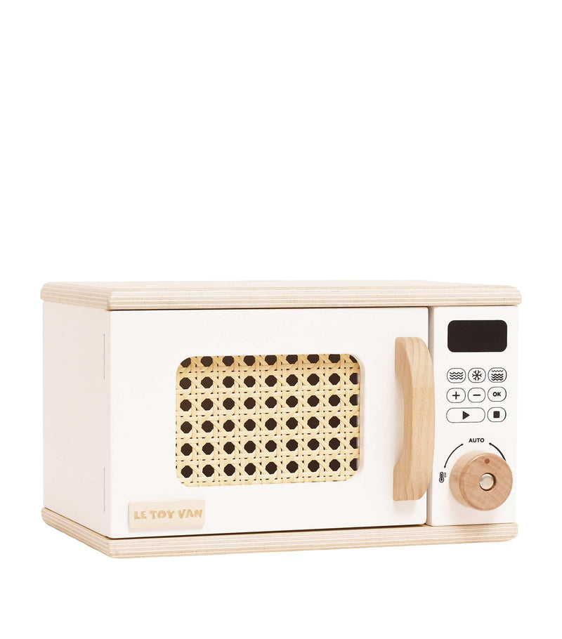 Le Toy Van wooden microwave toy with rotating plate - British product