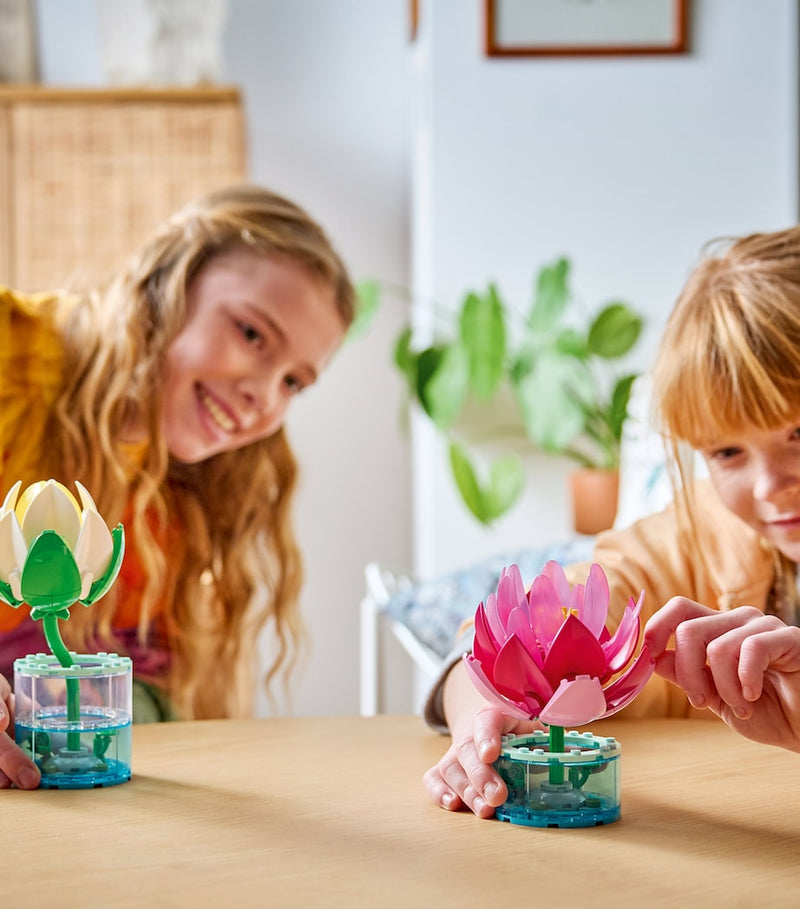 Lego Botanicals Water Lilies building set 11511, imported from the UK