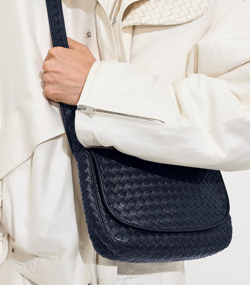 Bottega Veneta Veneto messenger bag leather (British brand)