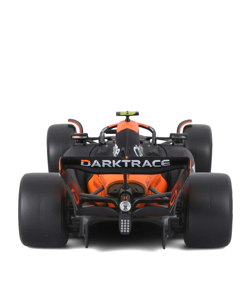 Bburago McLaren MCL38 Lando Norris 1:24 model car (British brand)