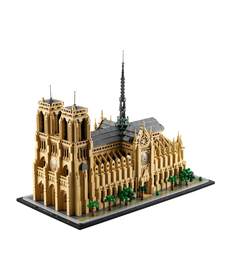 Lego Architecture set Notre-Dame de Paris - British product