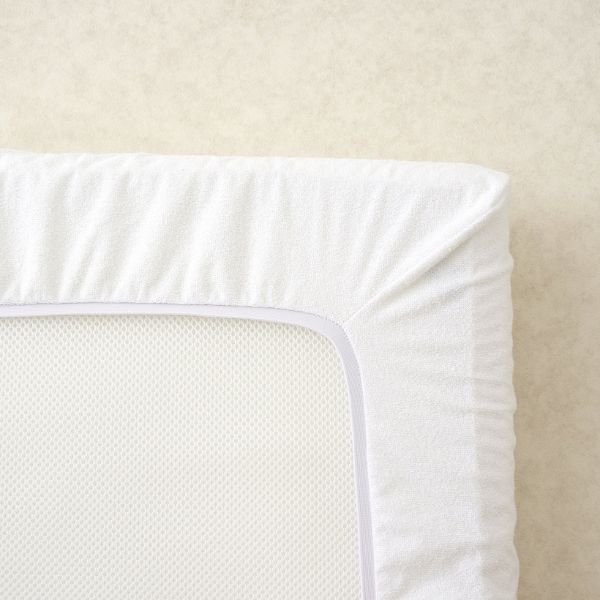 The Tiny Bed Co. Travel Cot Mattress Protector 104 x 74cm (British brand)