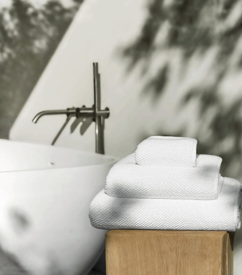 Graccioza Cotton Pearls bath sheet 95x150cm, imported from the UK