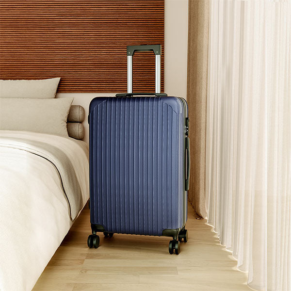 Livingandhome hardshell travel suitcase 28 inch, UK version