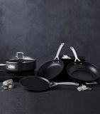 Le Creuset toughened non-stick crepe pan 28cm, UK version