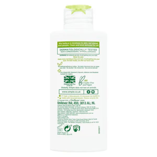 Simple Kind to Skin Protecting Moisturiser SPF15 125ml (British brand)