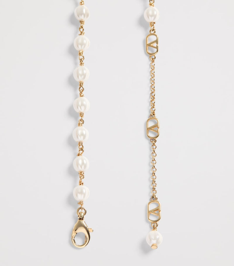Valentino Garavani VLogo faux pearl necklace 42cm (British brand)