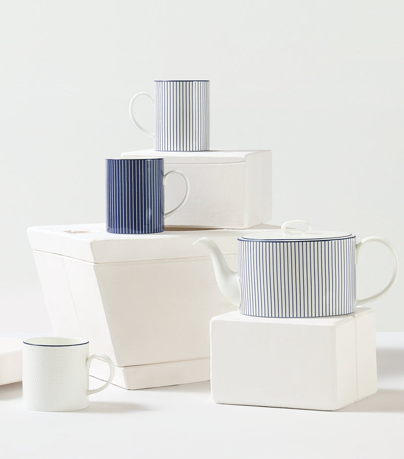 Wedgwood Gio Pinstripe Teapot bone china, UK version