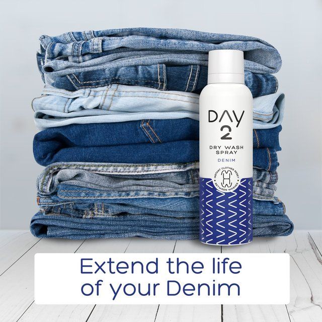 Day2 Dry Wash Clothes Spray Denim 200ml
