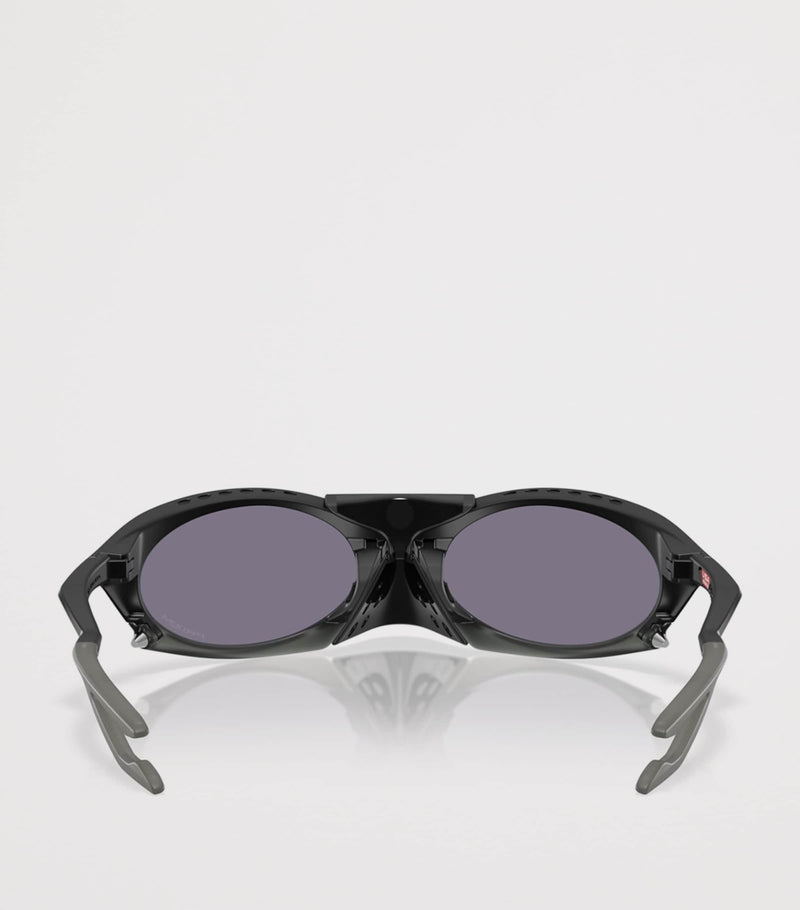 Oakley Plantaris Oval sunglasses (British brand)