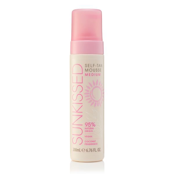Sunkissed Self Tan Mousse Medium 200ml (British brand)
