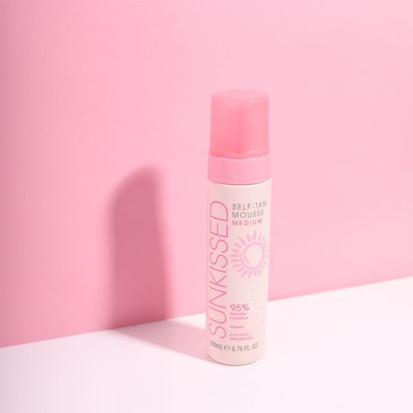 Sunkissed Self Tan Mousse Medium 200ml (British brand)