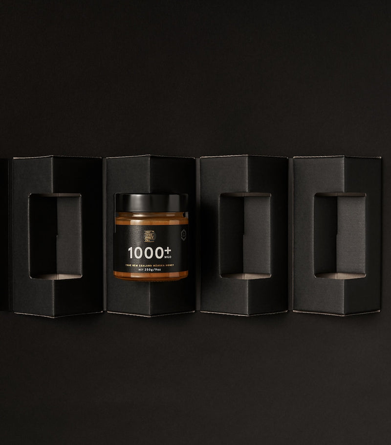 The True Honey Co manuka honey gift set with 1250 MGO and 1500 MGO 500g (British brand)