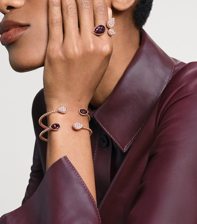 Boucheron Serpent Bohème ring rose gold diamond garnet (British brand)