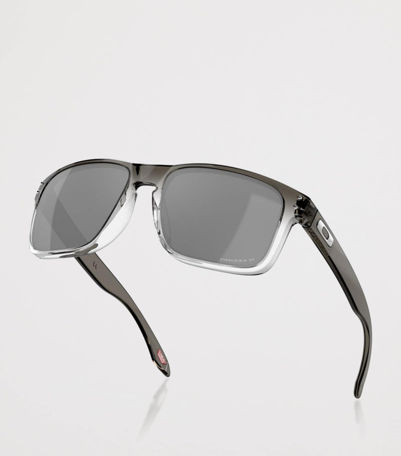 Oakley Holbrook square sunglasses with polarized lenses (British brand)