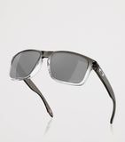 Oakley Holbrook square sunglasses with polarized lenses (British brand)