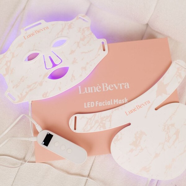 LuneBevra LED face and neck mask - British product
