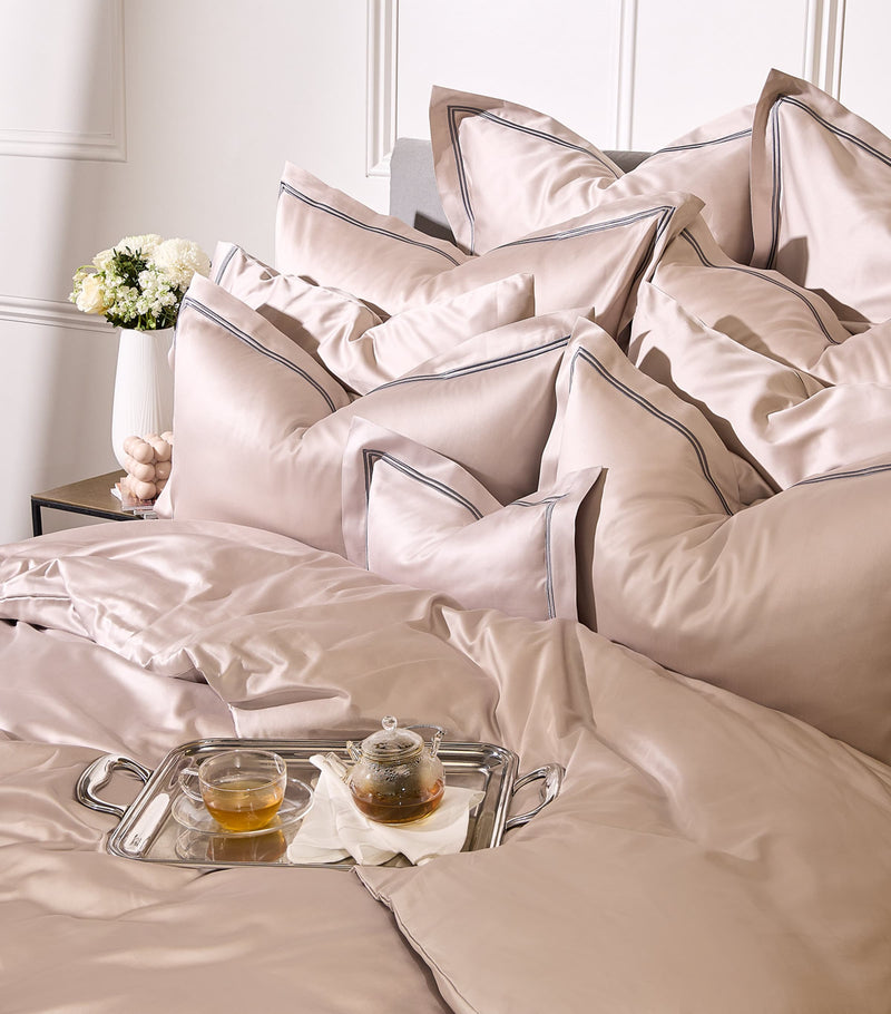 Peter Reed Emperor flat sheet 356cm x 292cm, imported from the UK