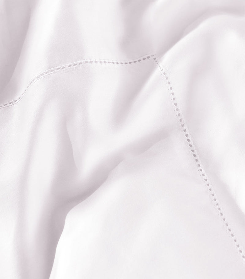 Peter Reed flat sheet in percale cotton, Super King size 305cm x 320cm, imported from the UK