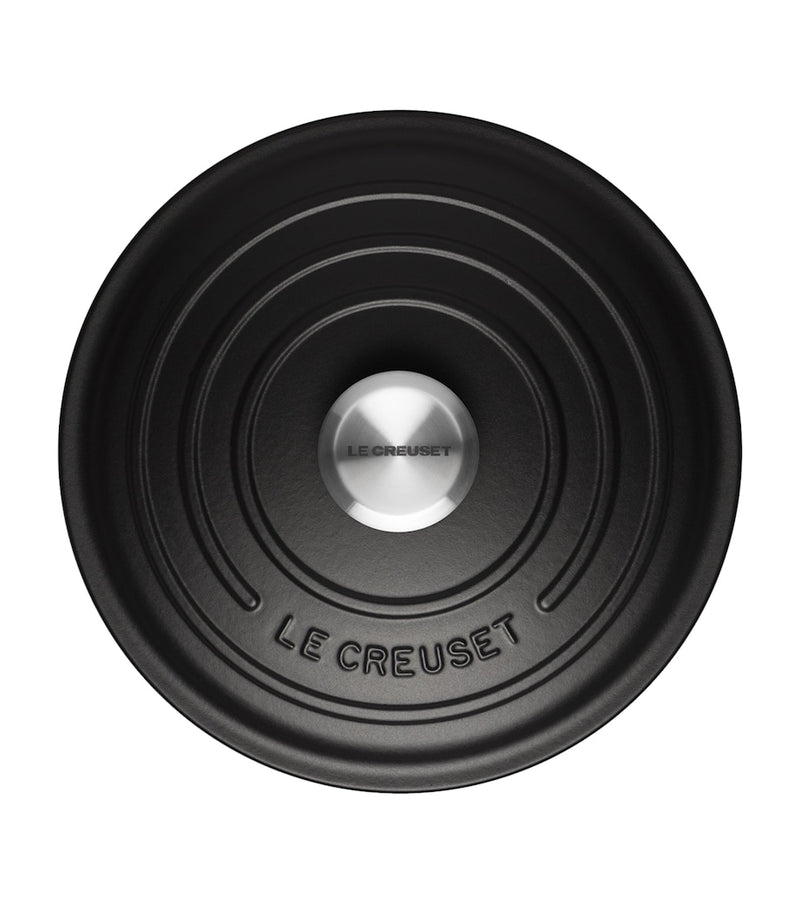 Le Creuset cast iron round casserole dish 26cm, UK version