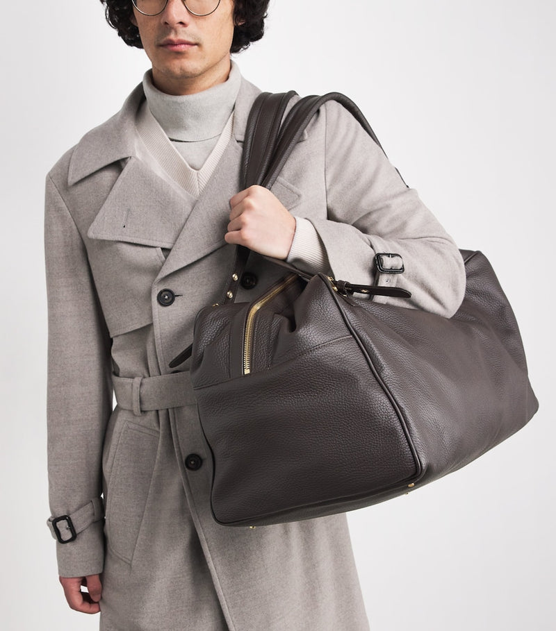 Eleventy leather duffel bag with adjustable straps, approx. 31.5 x 31.5 x 31 cm - British product
