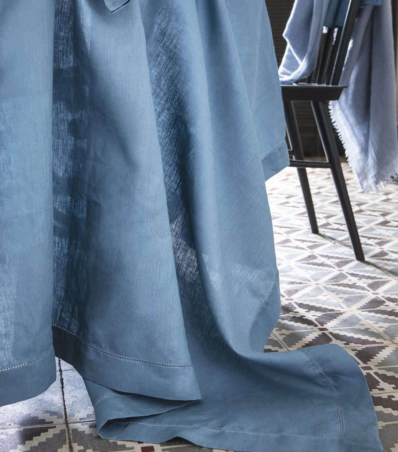 Alexandre Turpault Florence linen tablecloth 170cm square - British product