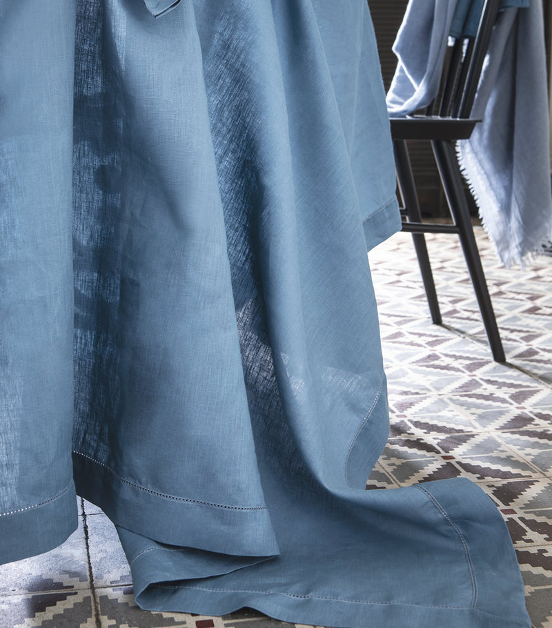 Alexandre Turpault Florence linen tablecloth 170cm square - British product