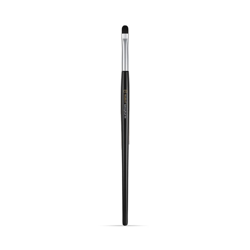 STUDIO17 eye defining brush 721 (British brand)
