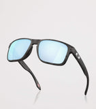 Oakley Holbrook square sunglasses (British brand)
