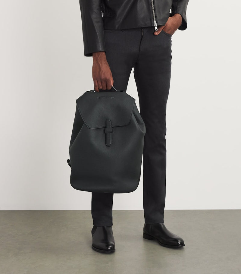 Scratch-Resistant Grained Leather Backpack with Buckle Fastening