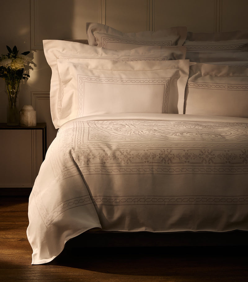 Celso de Lemos Versailles duvet cover super king, UK version