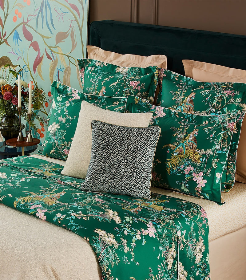 Yves Delorme reversible Contes bedcover 250x250cm, UK version
