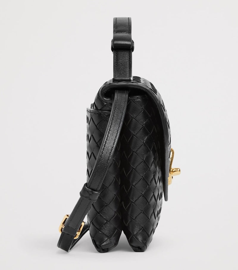 Bottega Veneta Knot Lock handbag imported from the UK