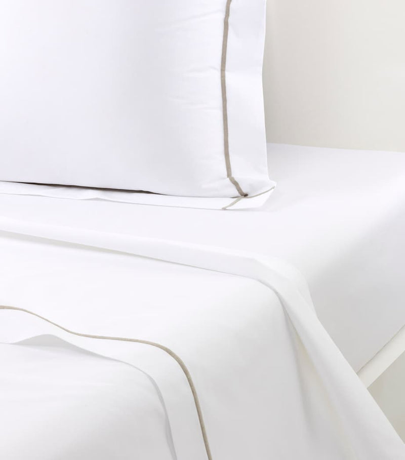 Yves Delorme Athena double flat sheet 240x295cm - British product