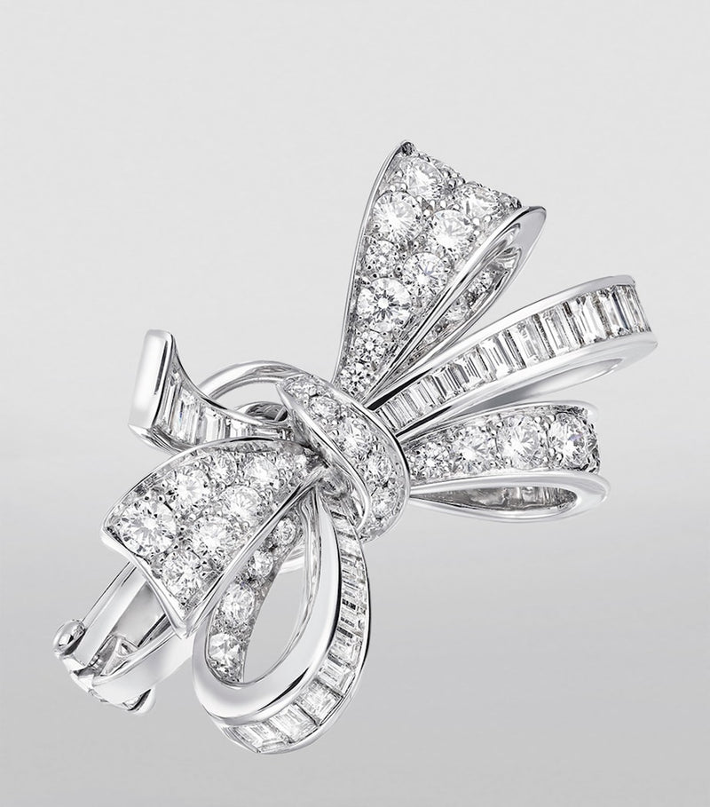 Graff diamond bow stud earrings 18kt white gold - British product