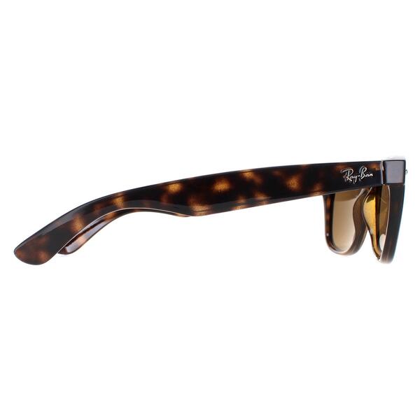 Ray-Ban New Wayfarer 2132 polarised sunglasses 55mm, UK version