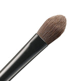 Suqqu large tapered eyeshadow brush for blending and contouring, UK version