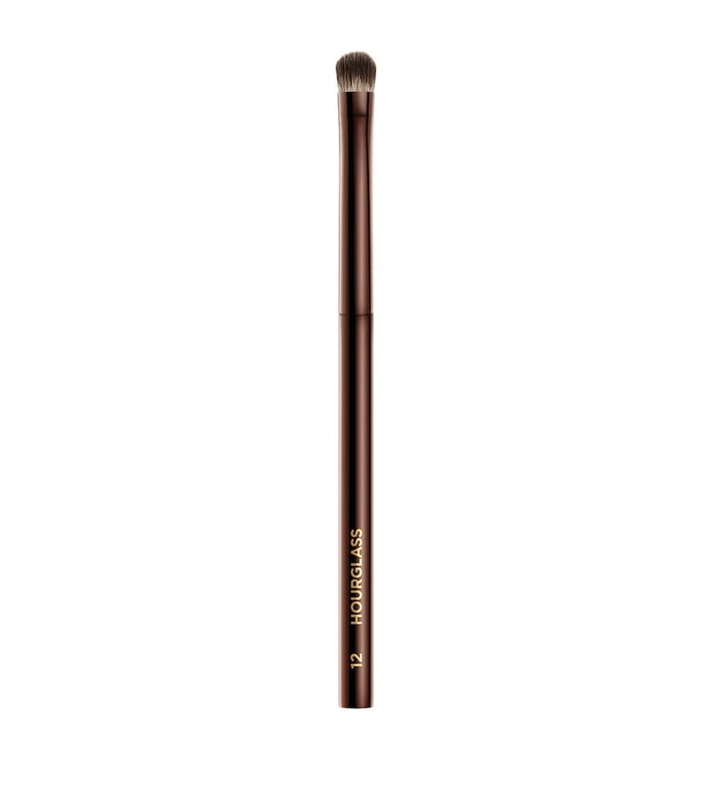 Hourglass beveled shadow brush for eyeshadow application, UK version