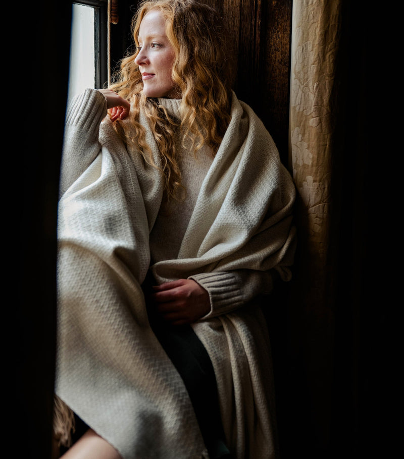Araminta Campbell Alpaca-Blend Woodland Inkcap Throw 150cm x 230cm - British product