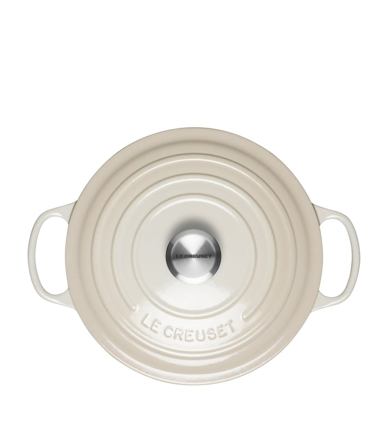 Le Creuset cast iron round casserole dish 26cm, UK version