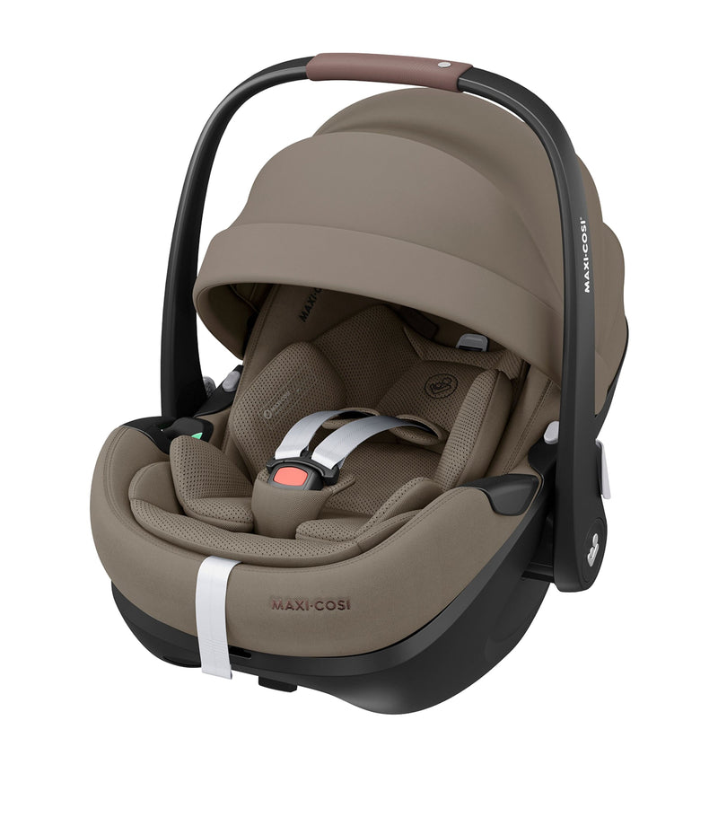 Maxi-Cosi Pebble 360 Pro2 car seat, imported from the UK