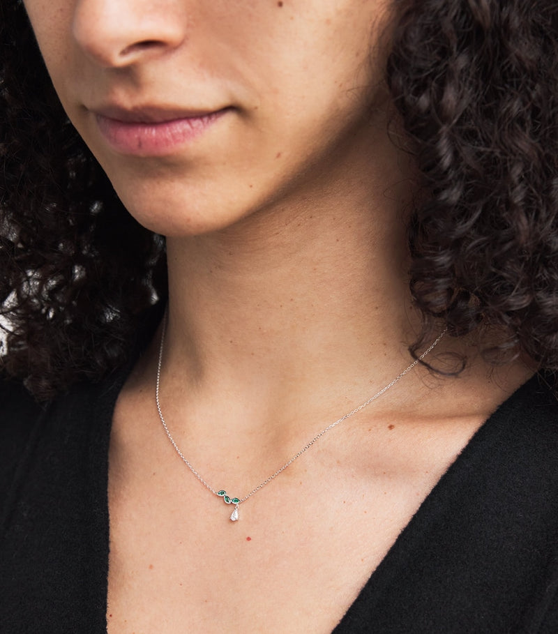 Astrid & Miyu white gold emerald diamond necklace, UK version