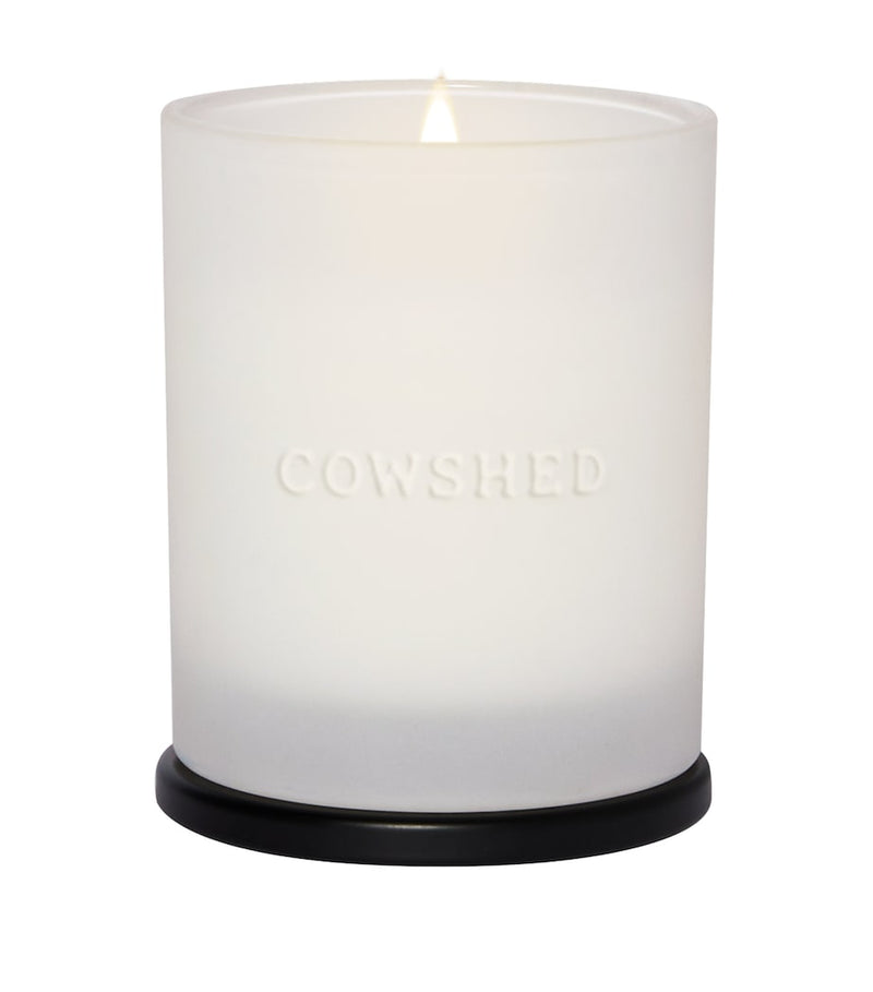 Cowshed Indulge Candle 220g - British product